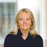 Emine ÖZİLHAN fotoğrafı